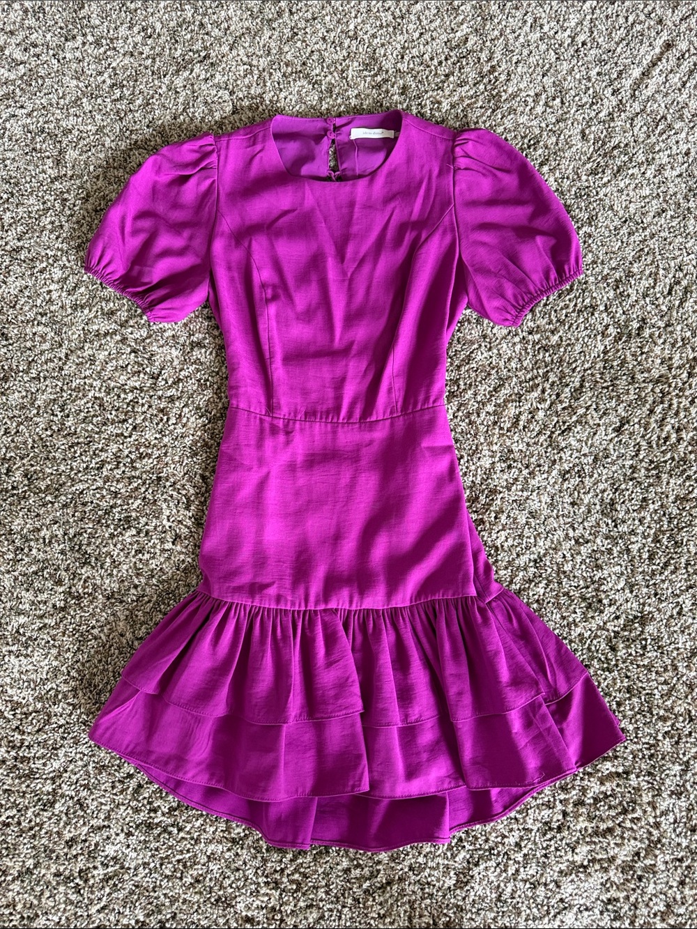 Idem Ditto Magenta/Purple Puff-Sleeve Tiered Mini Dress